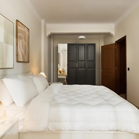 Vanilla Arch By Nest Apartment